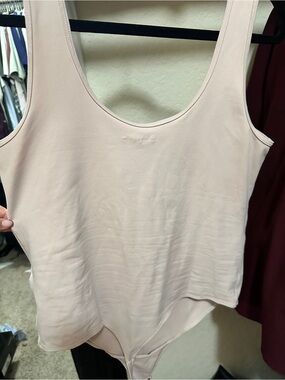 Abercrombie & Fitch Light Blush Scoop-Neck Bodysuit